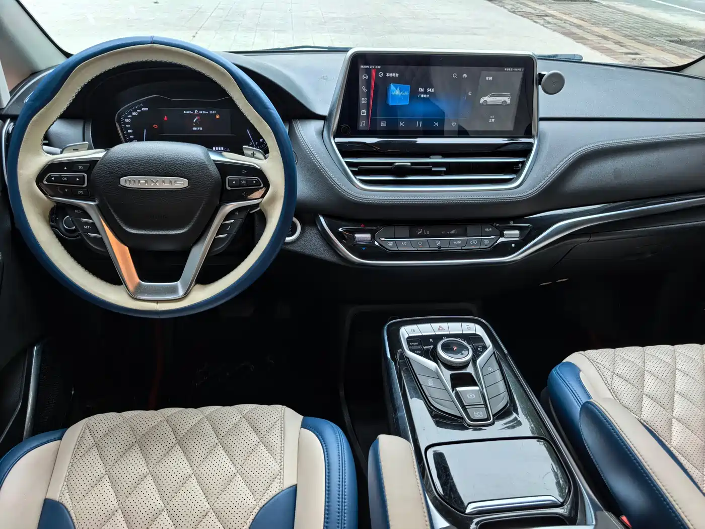 SAIC Maxus Maxus G20 2021 PLUS 2.0T Gasoline Automatic Luxury Edition фото 4