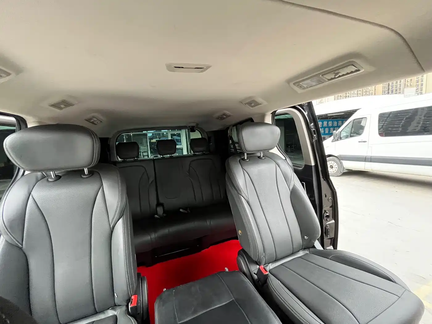 SAIC Maxus Maxus G20 2023 ES 2.0T Gasoline Automatic Value Touring Edition фото 13