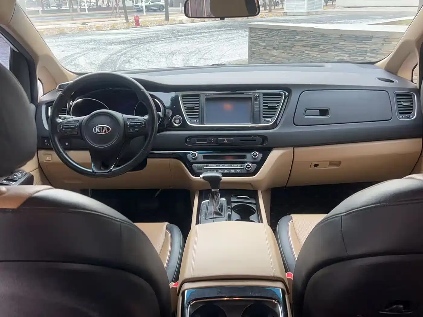 Kia Carnival (Import) 2015 3.3GDI Luxury Edition China IV фото 9