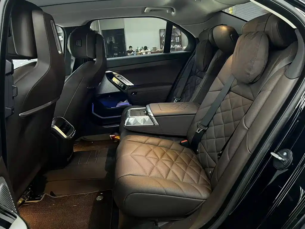 BMW i7 2025 2023 eDrive50L Leading M Sport Package