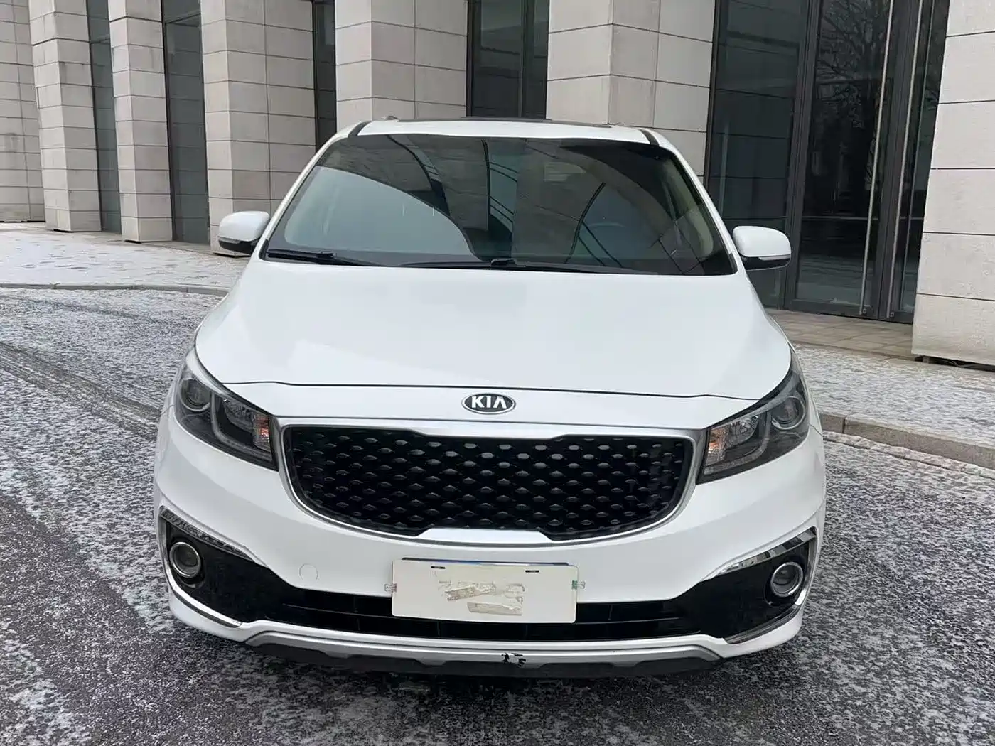 Kia Carnival (Import) 2015 3.3GDI Luxury Edition China IV фото 2