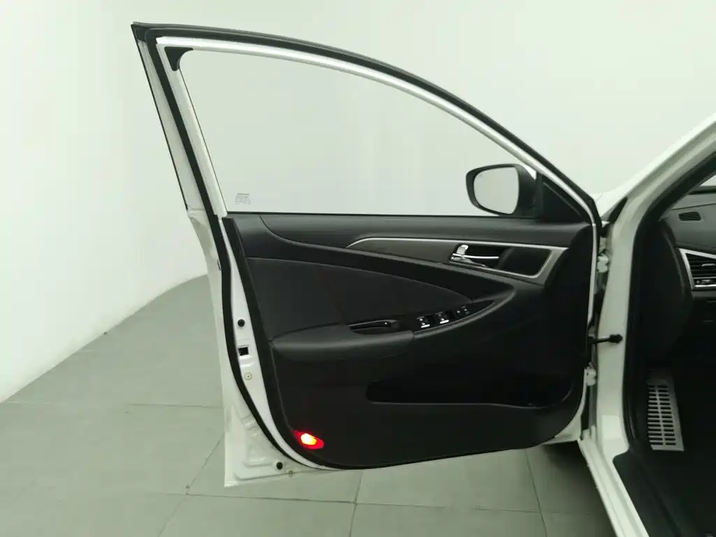 Changan Eado XT 2017 2016 1.6L Automatic Cool