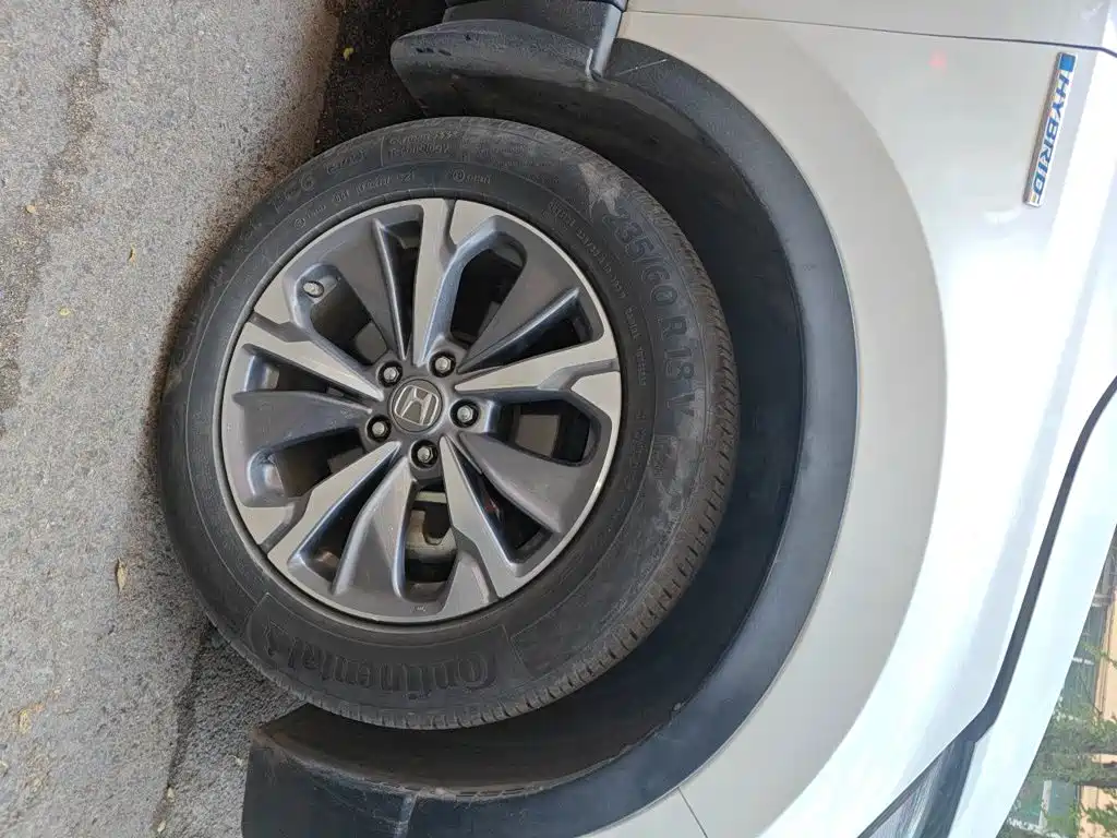 Фото 24 - Honda CR-V