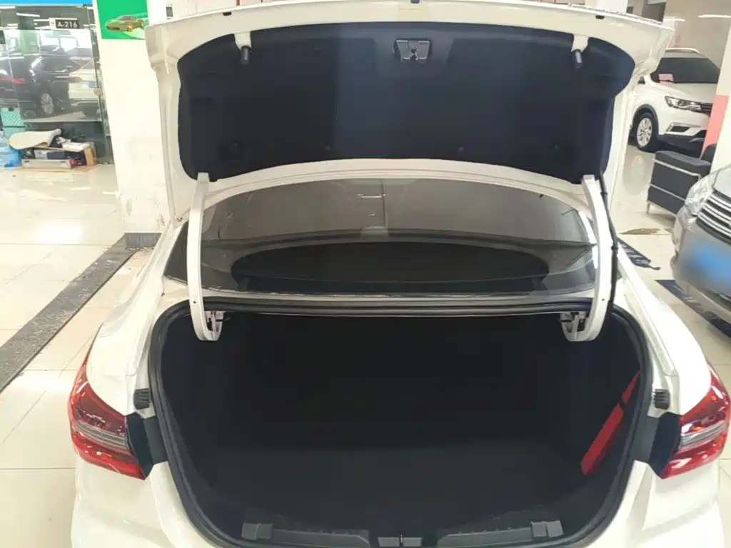 Ford Escort 2022 2021 1.5L Automatic Diamond Edition