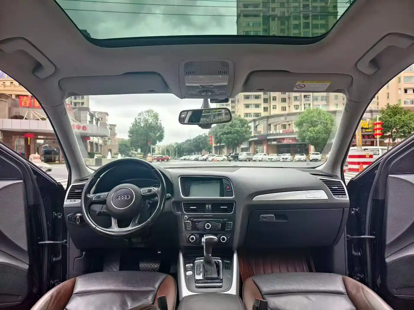 AUDI Q5