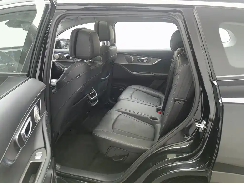 Chery Tiggo 8, миниатюра 15
