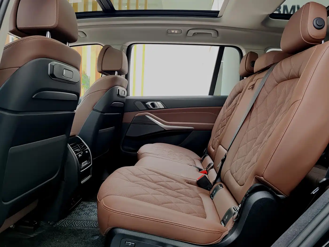 BMW X7 2024 xDrive40i Leading Luxury Package фото 9