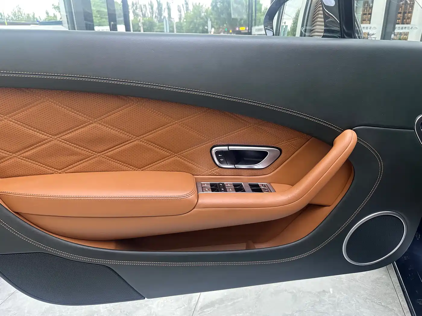 Bentley Continental 2014 4.0T GT V8 S Standard фото 4