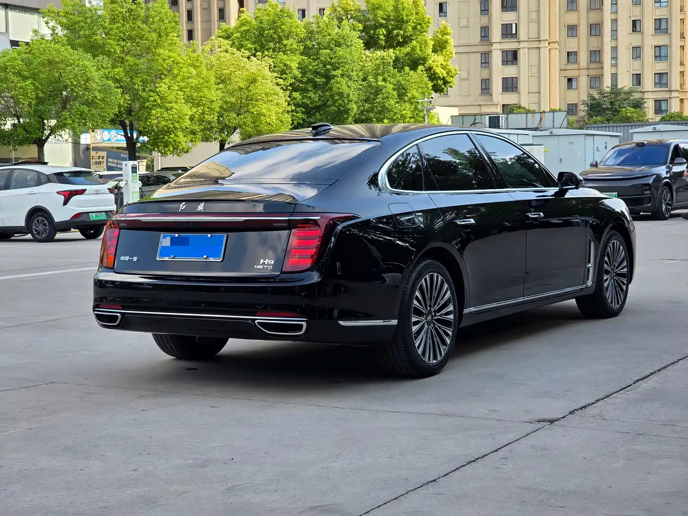 Hongqi H9 2025 2024 2.0T Qi Enjoy Luxury Business Edition
