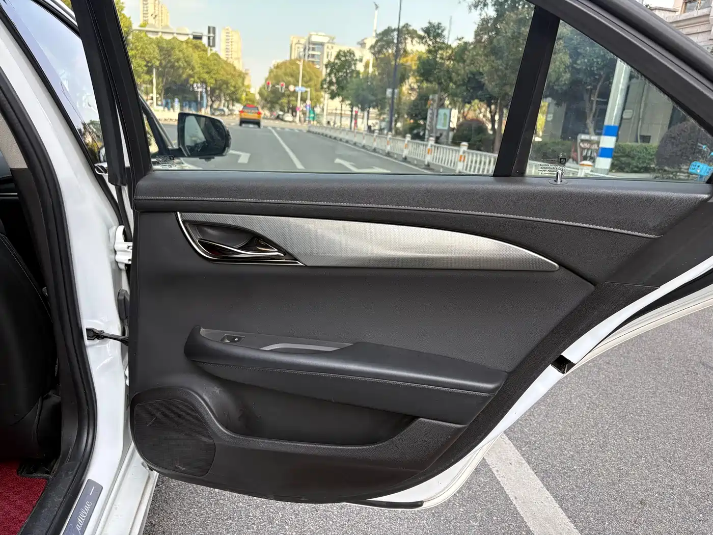 Cadillac ATS-L 2016 28T Technology фото 22