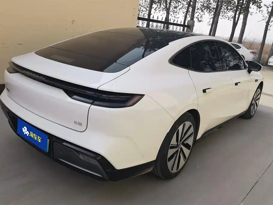 GEELY GALAXY GALAXY E8