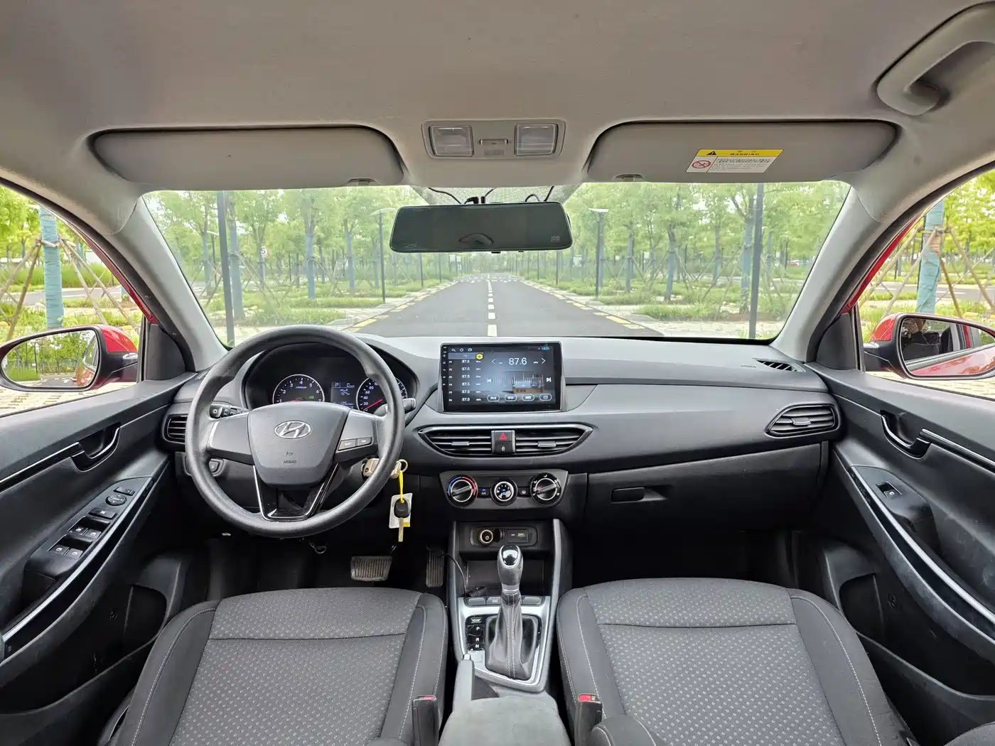 Hyundai Elantra 2020 1.6L Auto GL Pleasing Edition фото 18