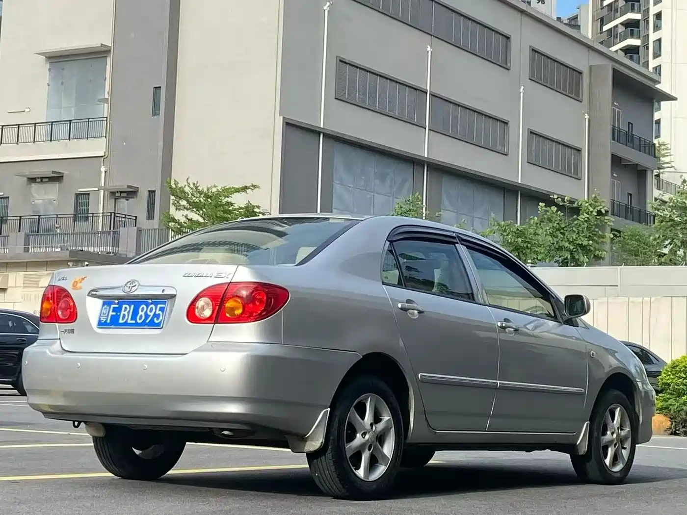 Photo 7 - Toyota Corolla
