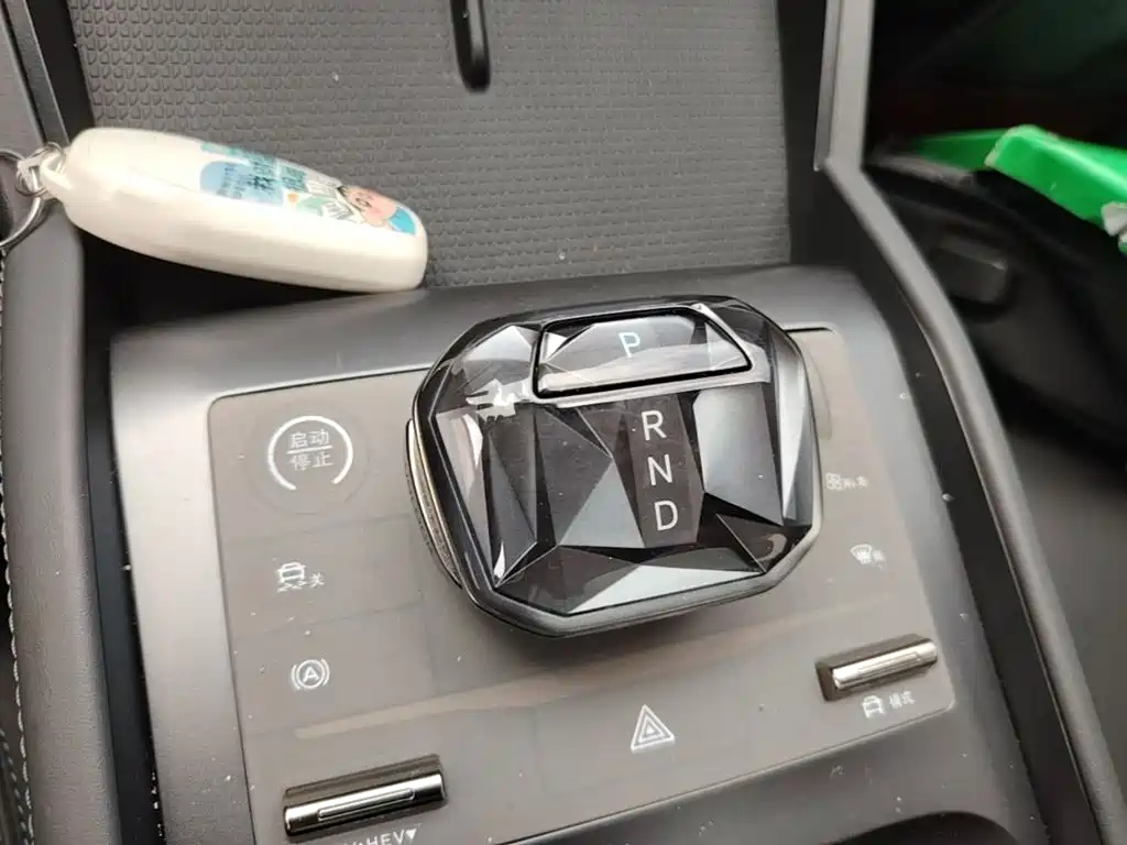 BYD Qin L 2024 2024 DM-i 80KM Leading Edition