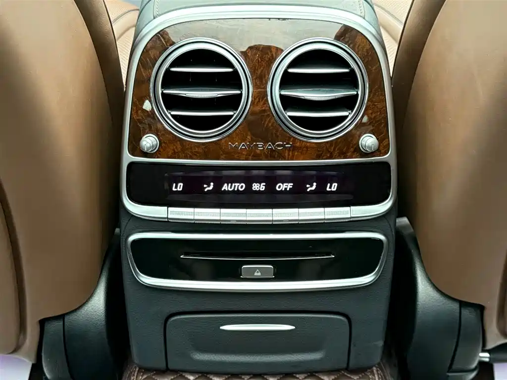 Mercedes-Benz Maybach S-Class 2017 S 400 4MATIC фото 12
