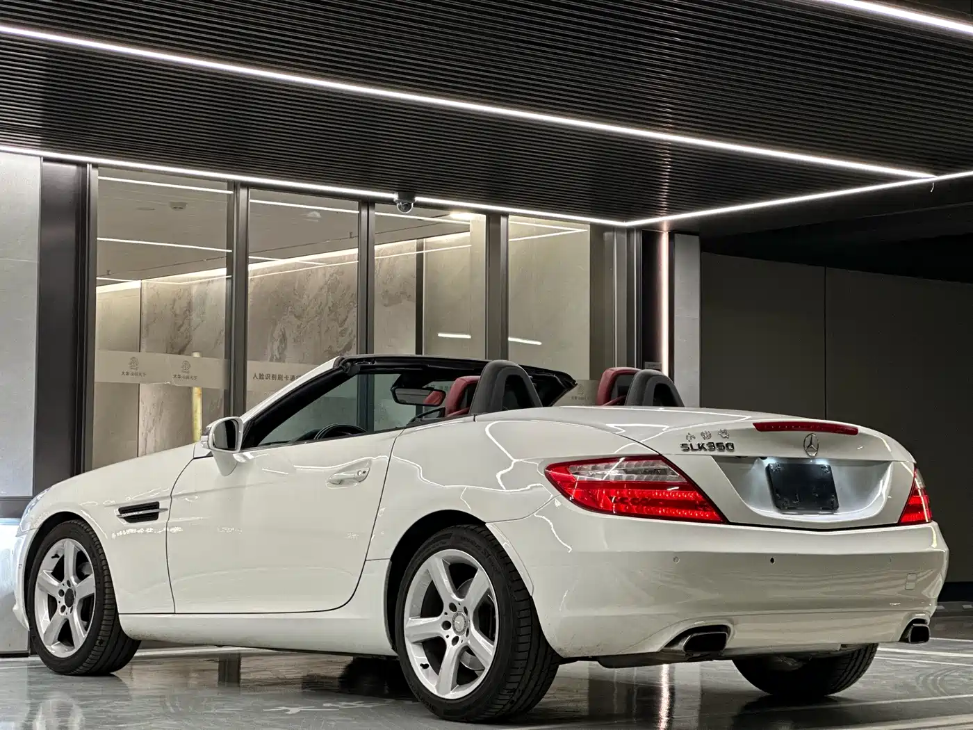 Mercedes-Benz SLK-Class 2011 SLK 200 Fashion фото 26