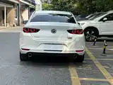 Photo 6 - Mazda Mazda 3