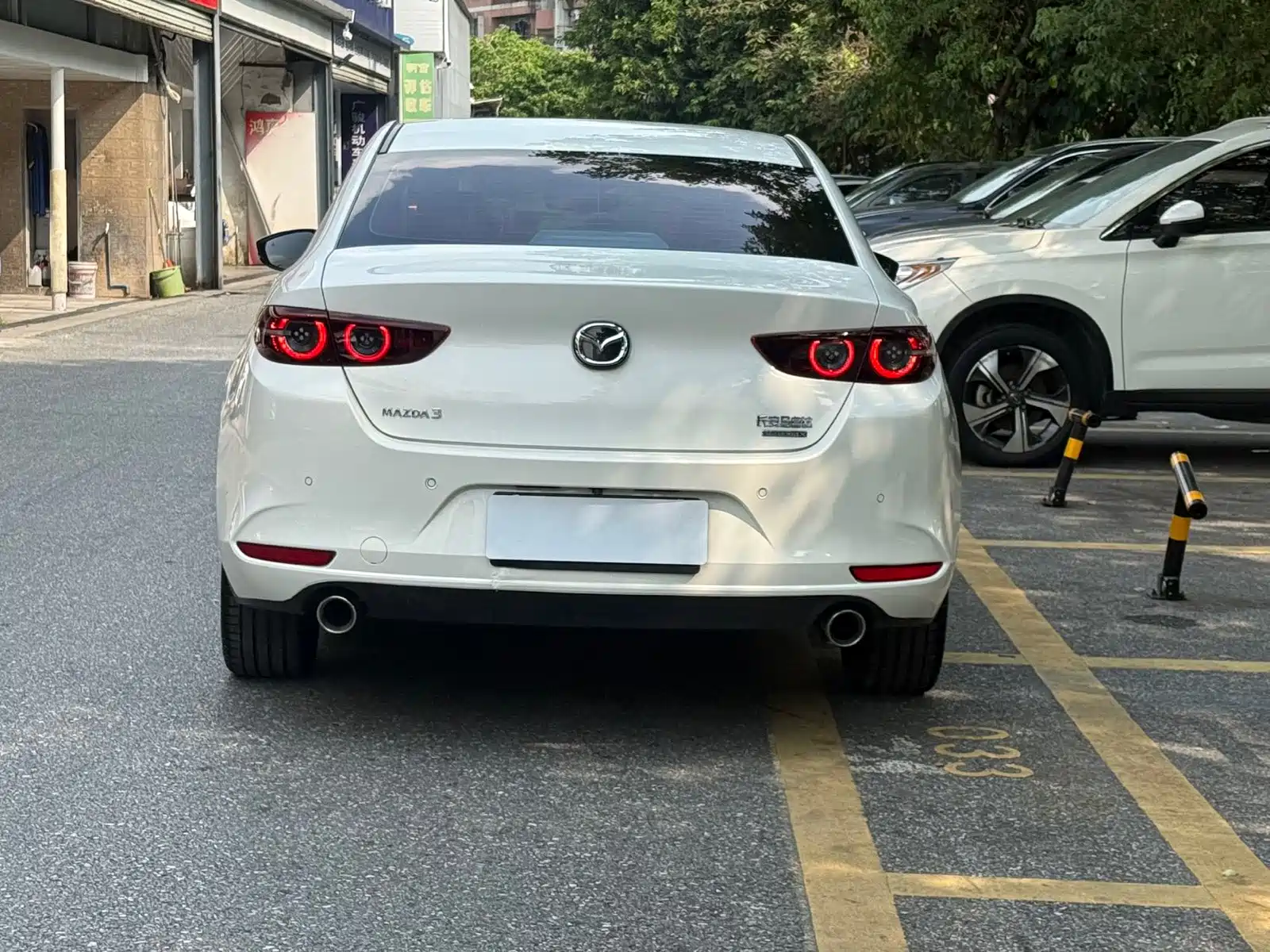 Photo 6 - Mazda Mazda 3