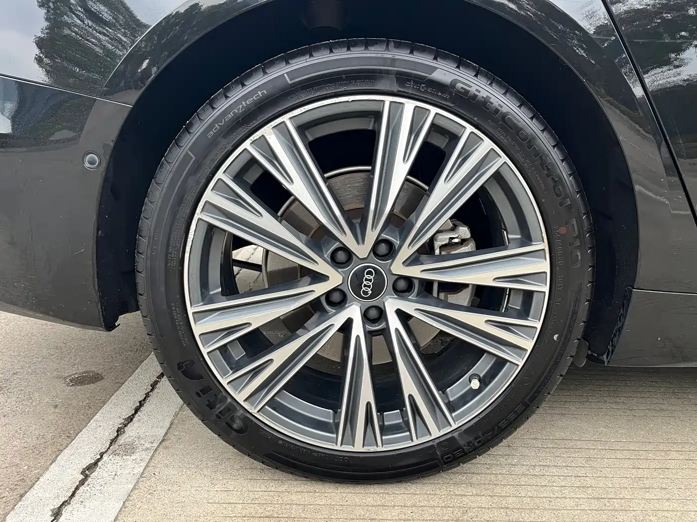 Audi A6L 2023 45 TFSI quattro Premium Elegance фото 12