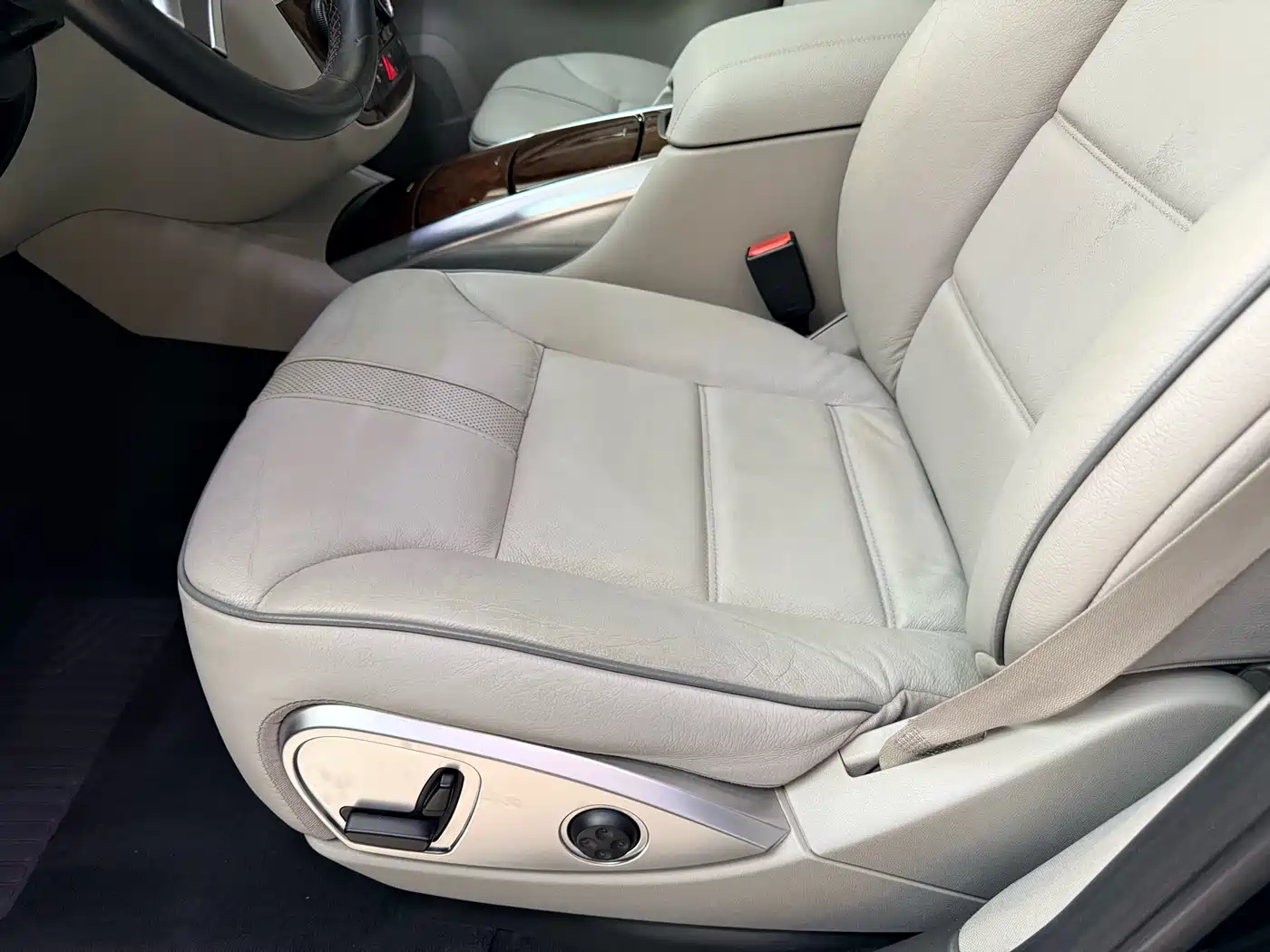 Mercedes-Benz R-Class 2011 R 350 L 4MATIC фото 13