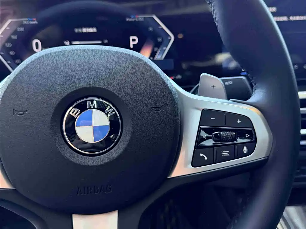 BMW 3 Series 2024 325Li M Sport Package фото 31