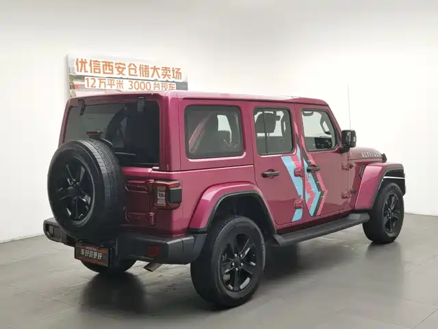 Jeep Wrangler 2022 2.0T Highland Bahamas Pink Sand Special — фото 2