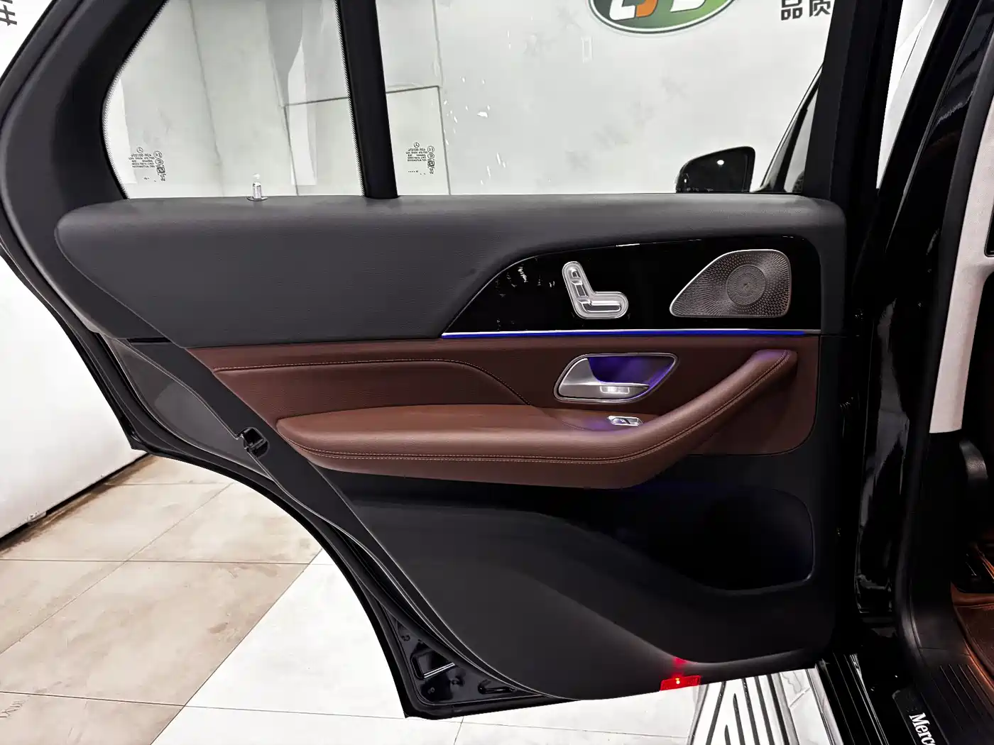 Mercedes-Benz GLE 2025 GLE 350 4MATIC Fashion фото 19