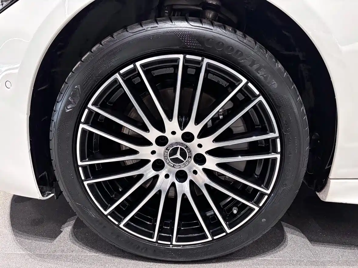 Mercedes-Benz C-Class 2022 C 260 L Sport Edition фото 6
