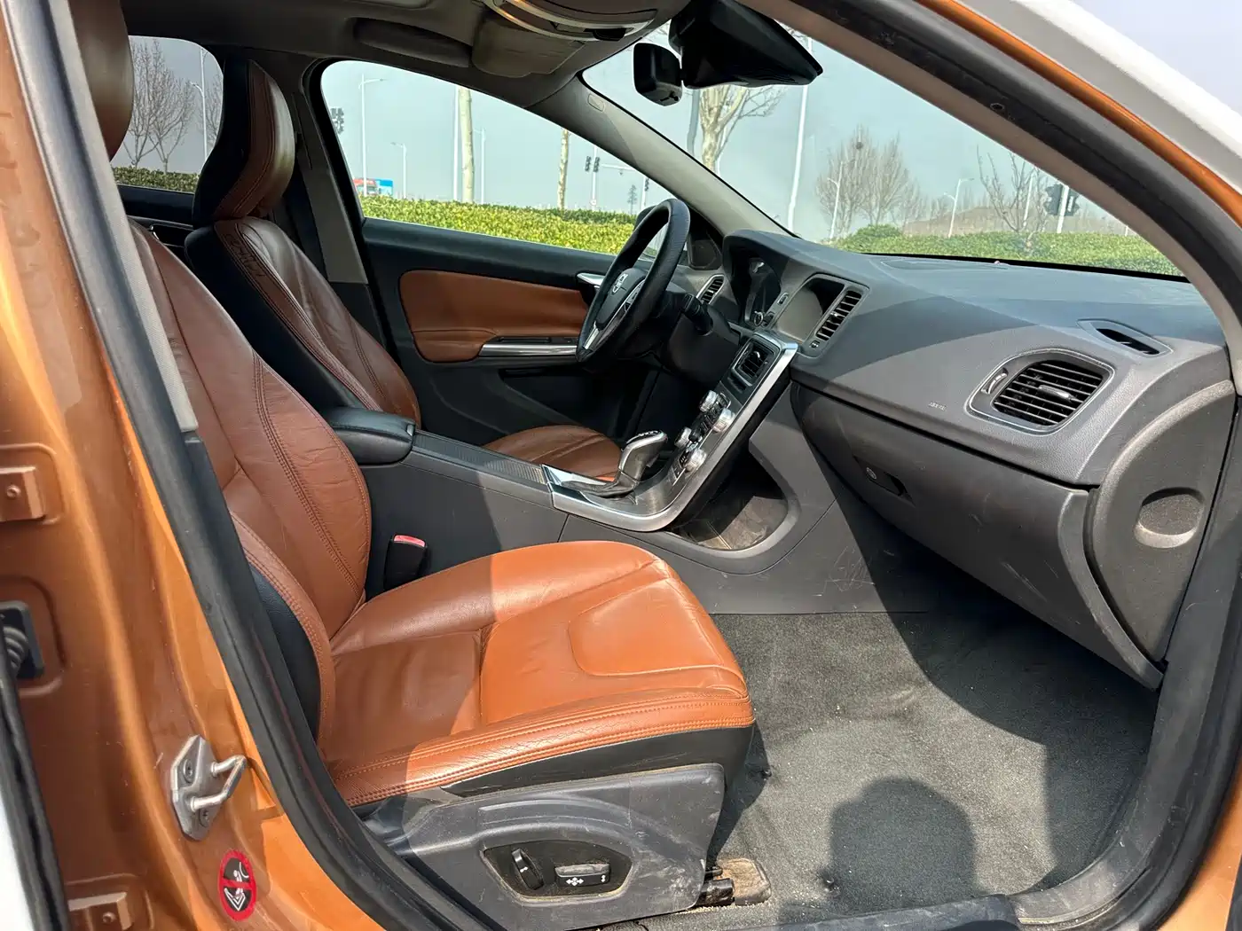 Volvo S60 2015 S60L 2.0T Smart Vision фото 16