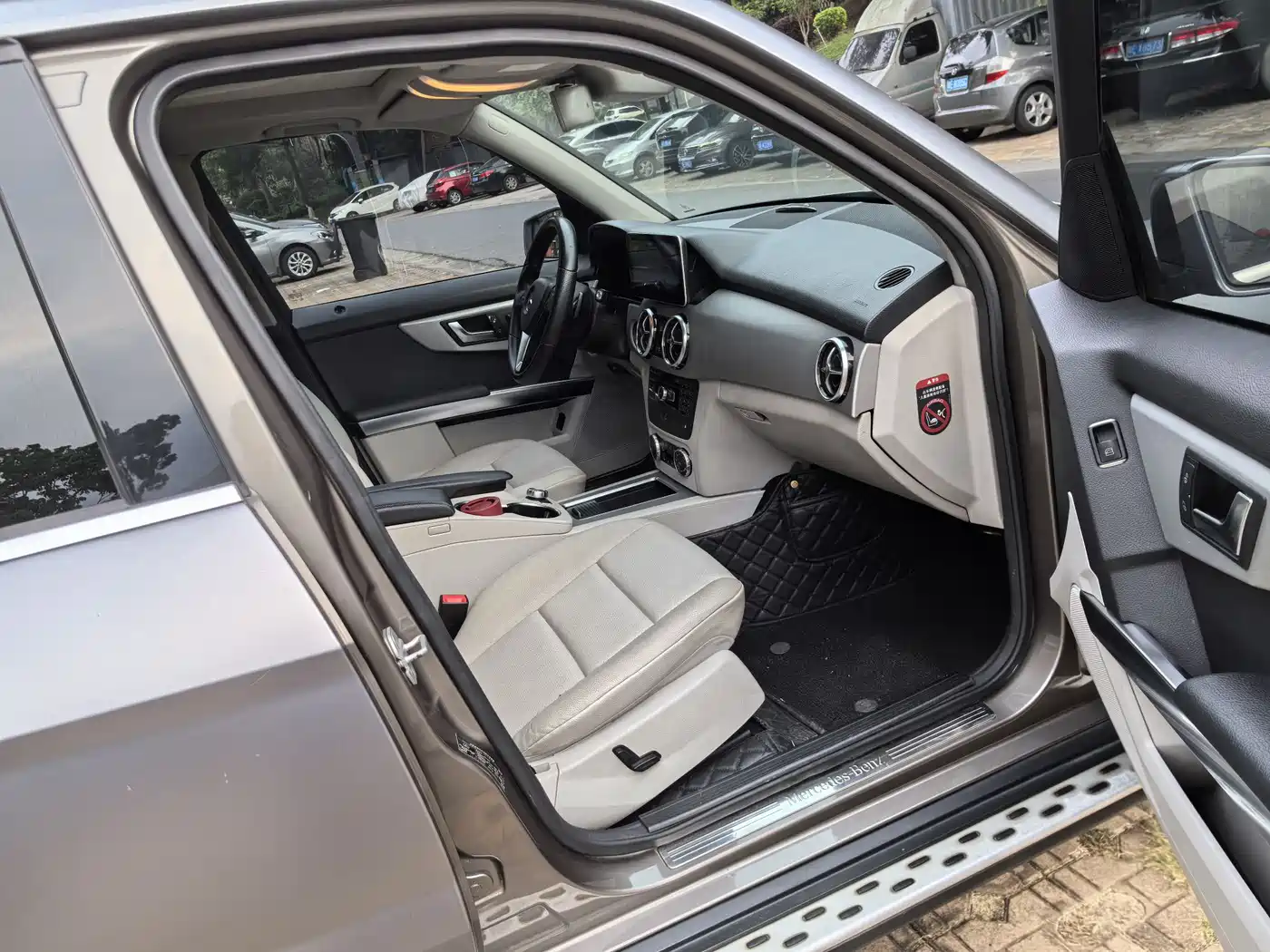 Mercedes-Benz GLK-Class 2013 GLK 300 4MATIC Fashion фото 7
