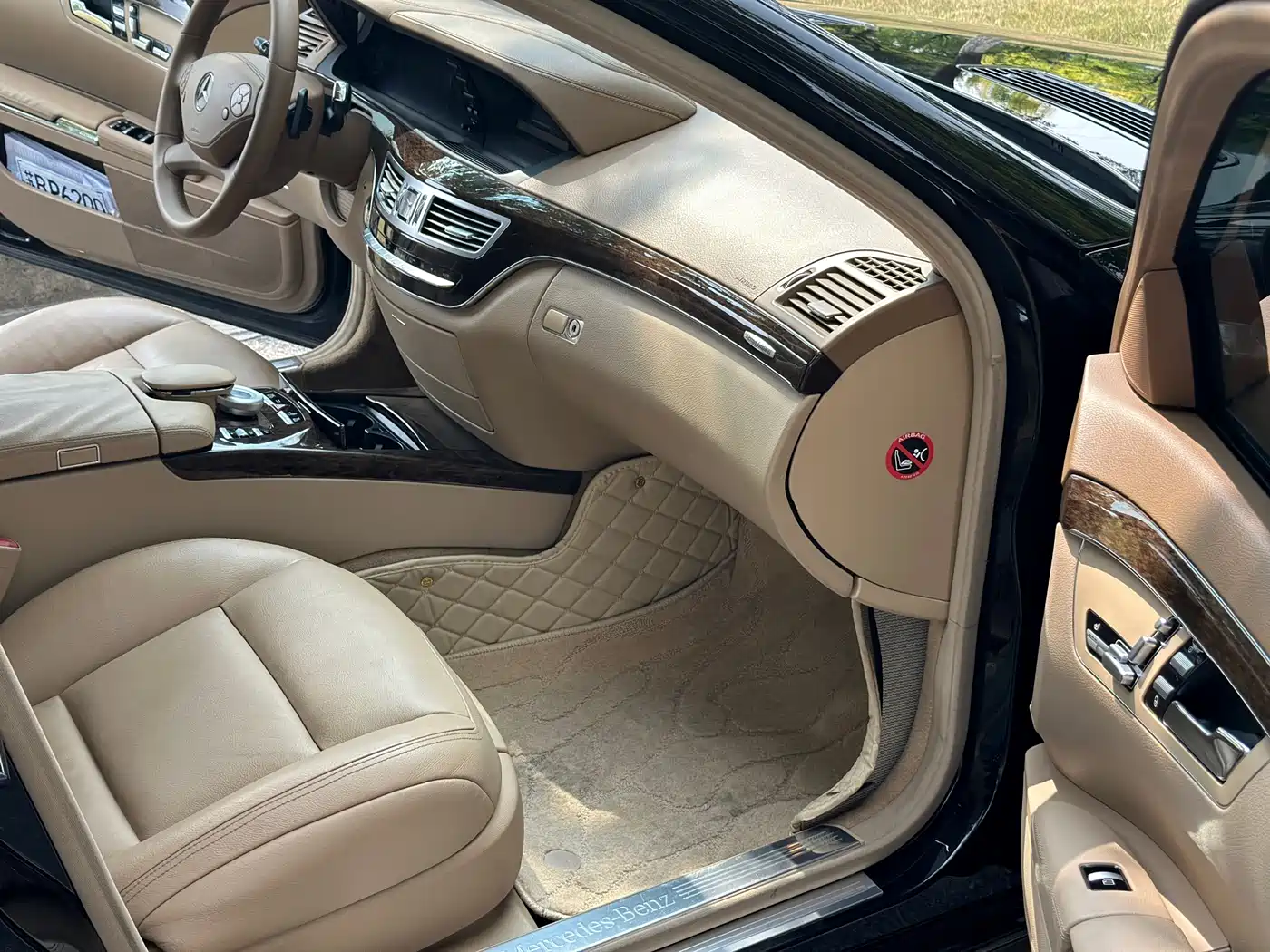 Mercedes-Benz S-Class 2012 S 300 L Luxury Grand Edition фото 11