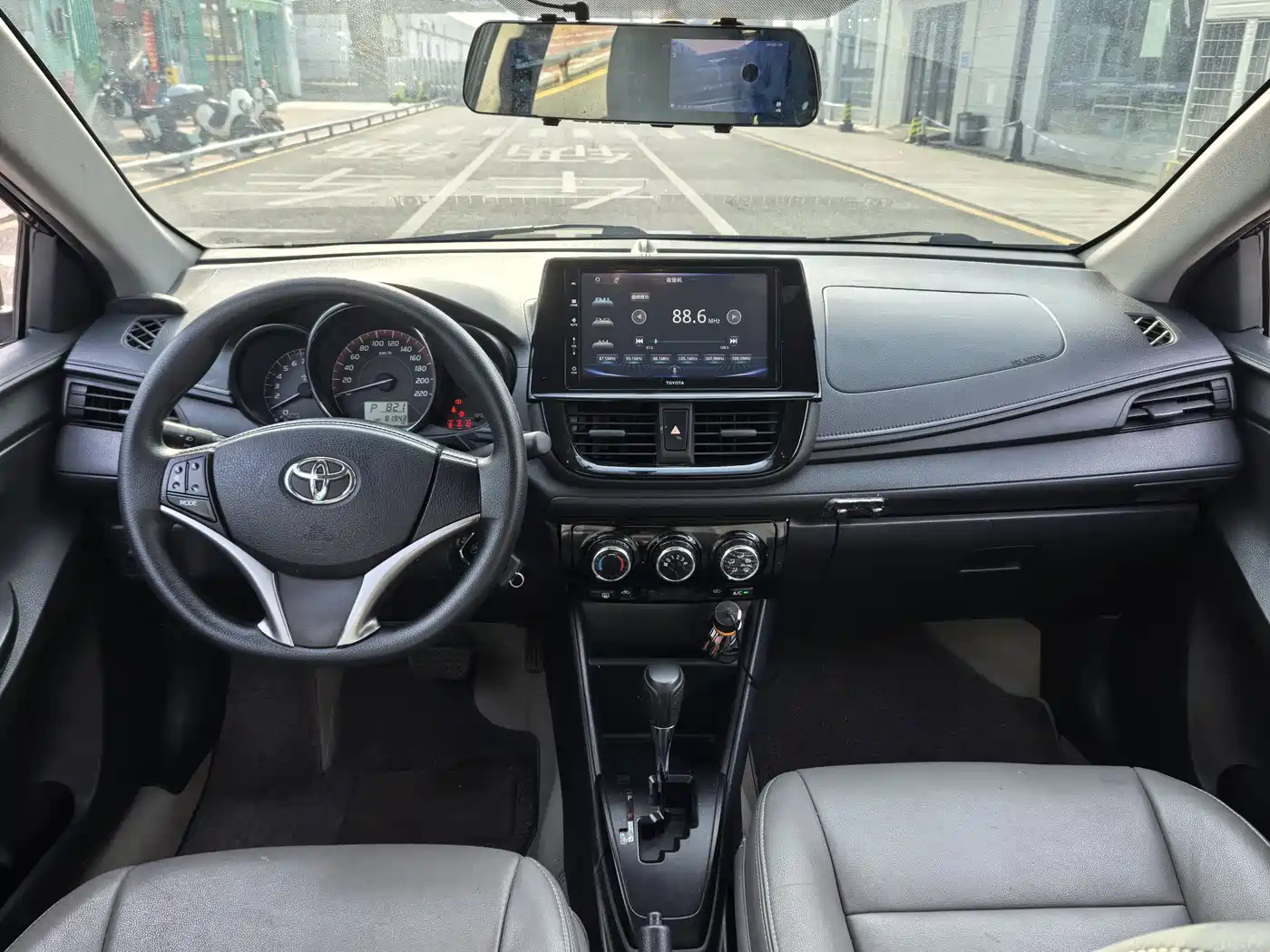 Toyota Vios 2021 1.5L CVT Zhixing Edition фото 9