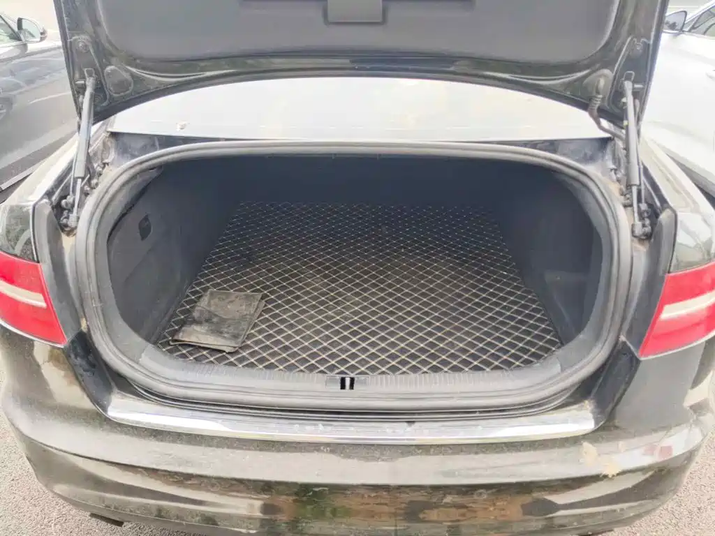 Фото 5 - Audi A6L
