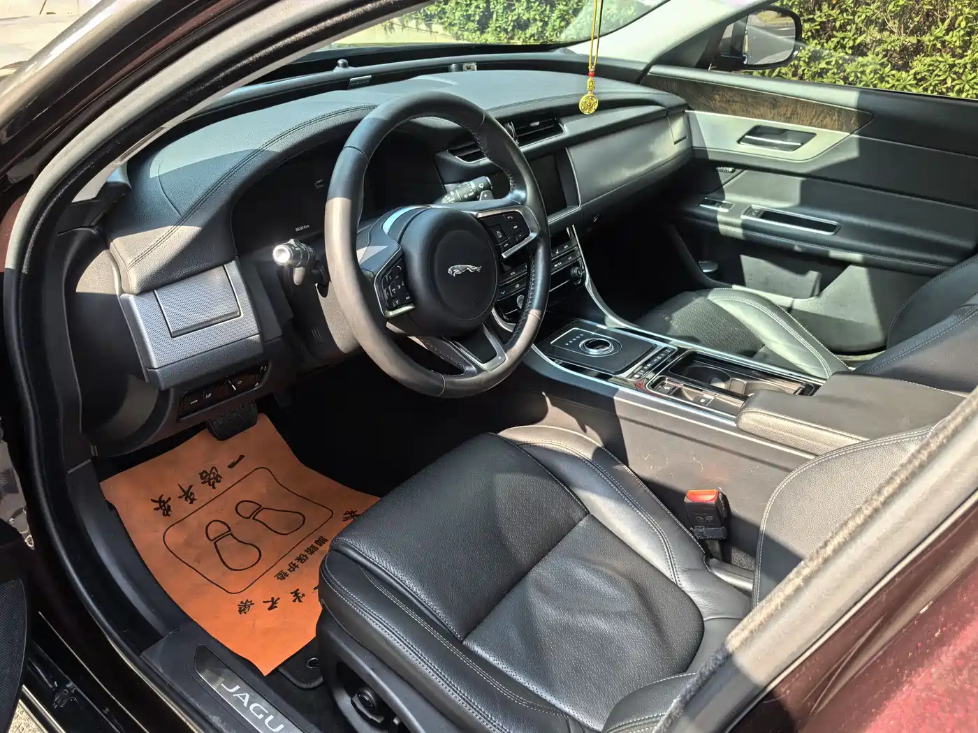 Фото 6 - Jaguar XFL