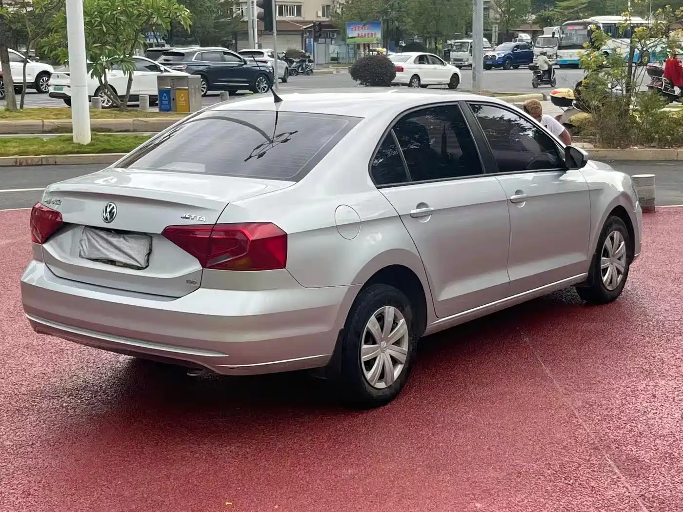 Volkswagen Jetta 2017 1.5L Automatic Fashion фото 6