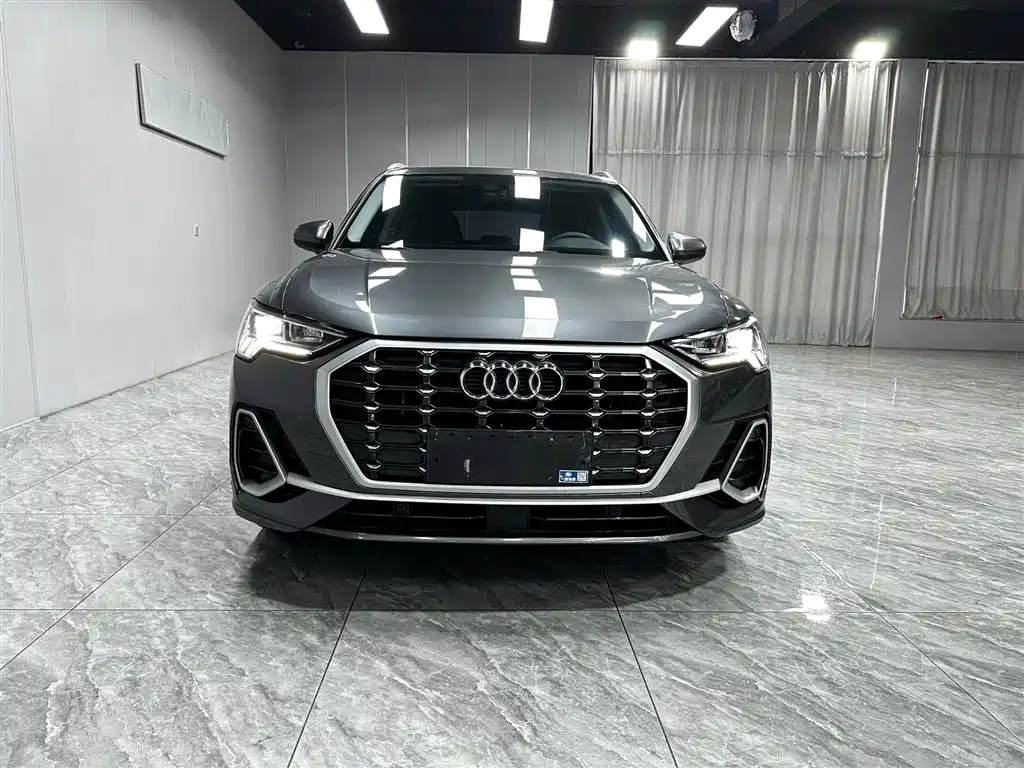Audi Q3 2022 35 TFSI Fashion Dynamic фото 2