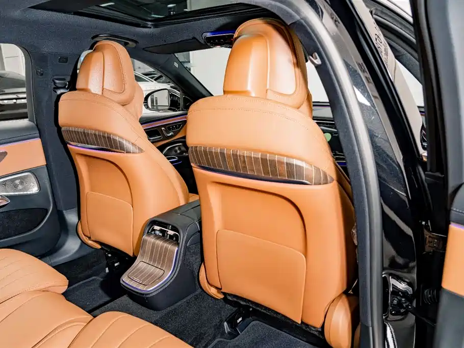 Mercedes-Benz E-Class 2026 E 300 L Luxury фото 17