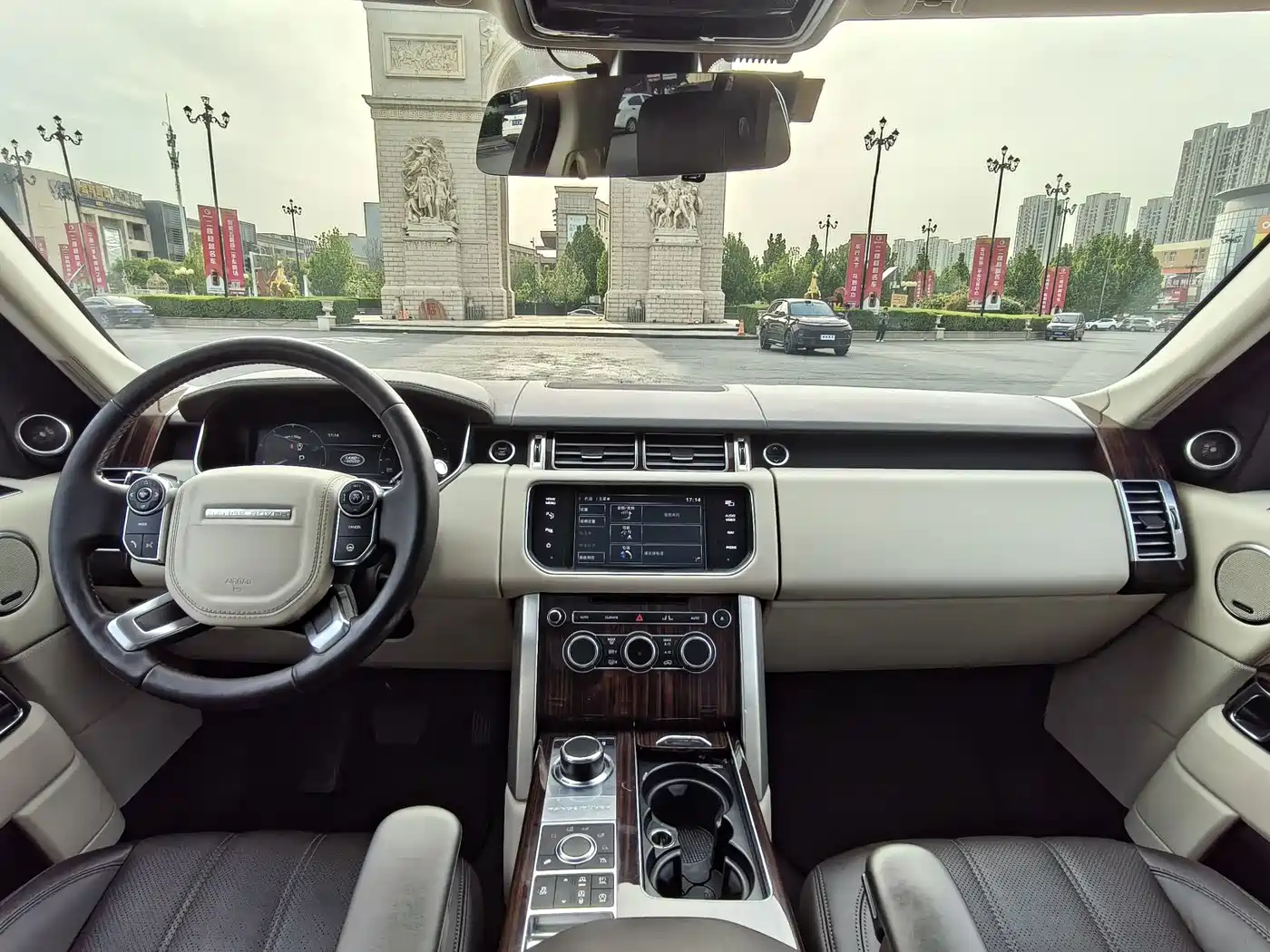 Land Rover Range Rover 2014 2014 Facelift 3.0 SC V6 Vogue