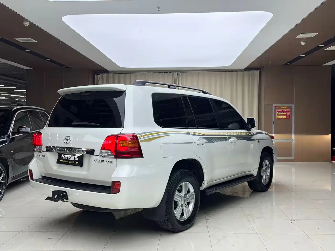 Toyota Land Cruiser 2010 Model 4.7L Automatic VX фото 15