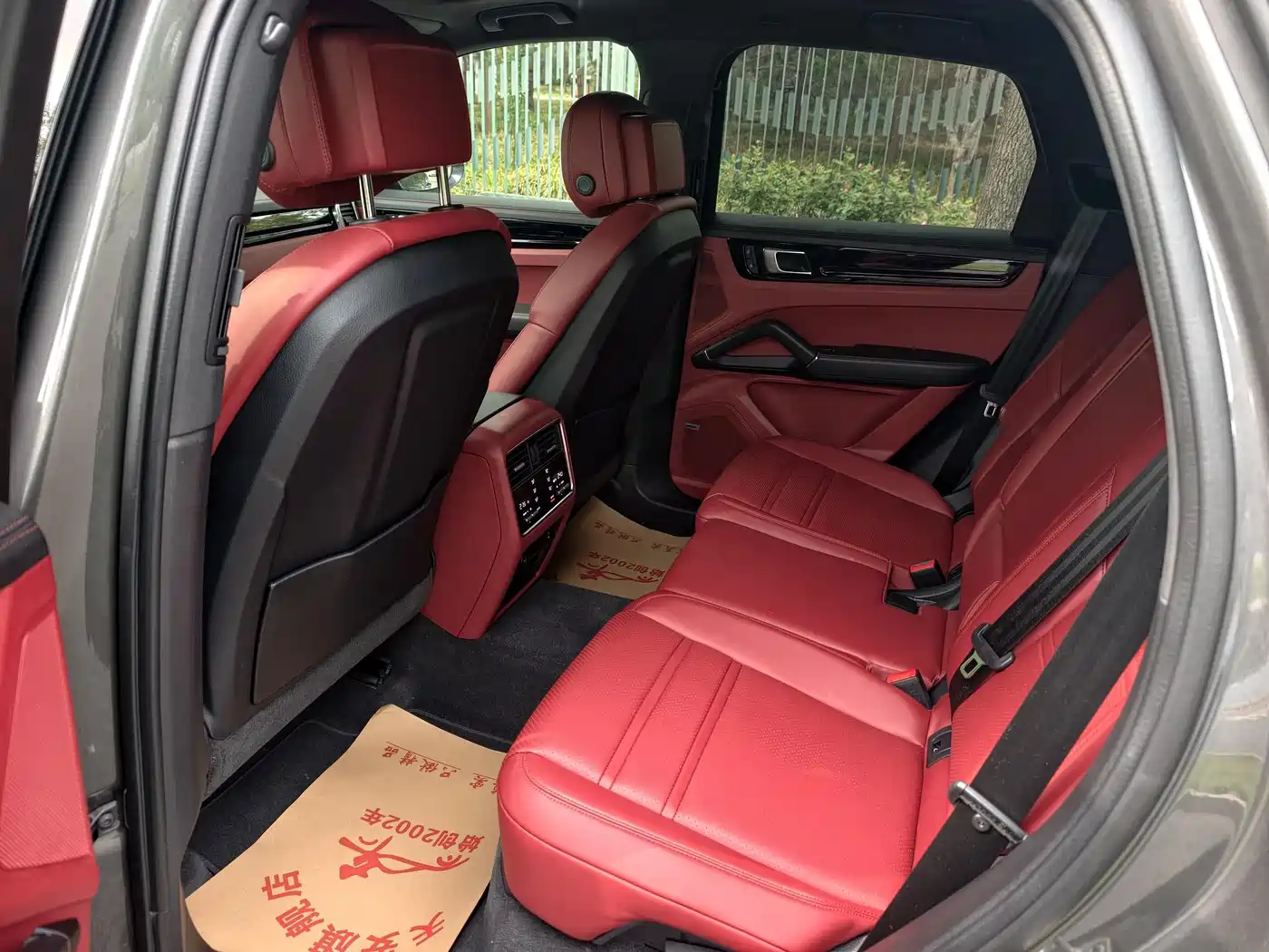 Porsche Cayenne 2022 Cayenne 3.0T Platinum Edition фото 17