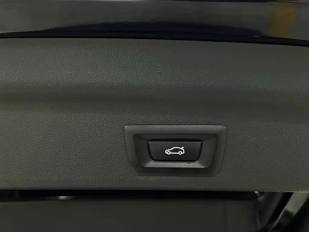 BMW X1 2023 sDrive20Li X Design Package фото 8