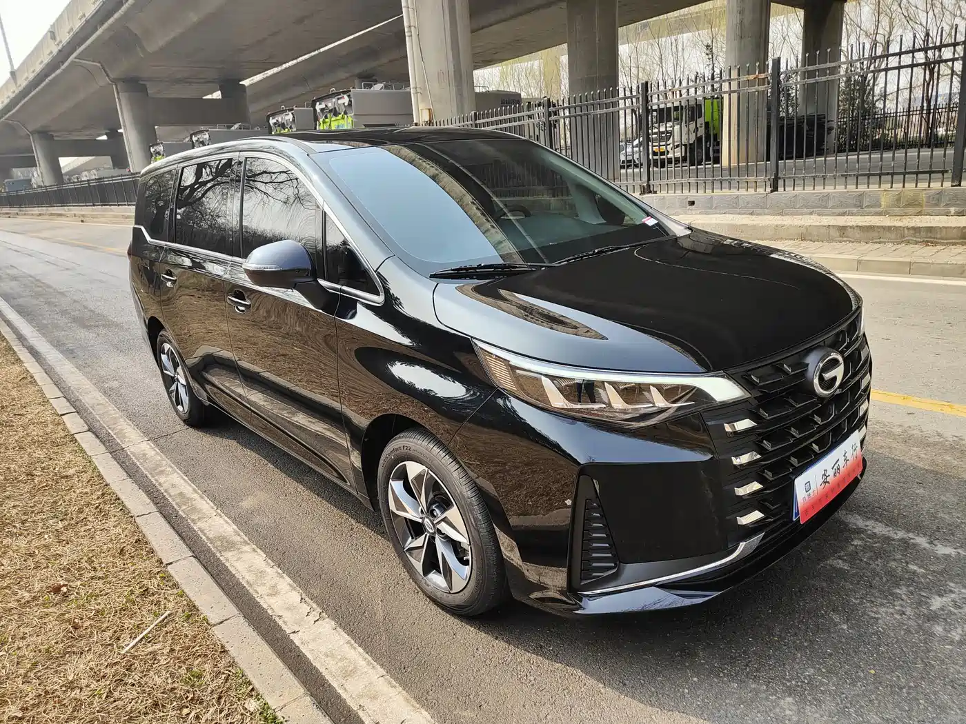 GAC Trumpchi Trumpchi M6 2025 2023 PRO 270T DCT Luxury Edition
