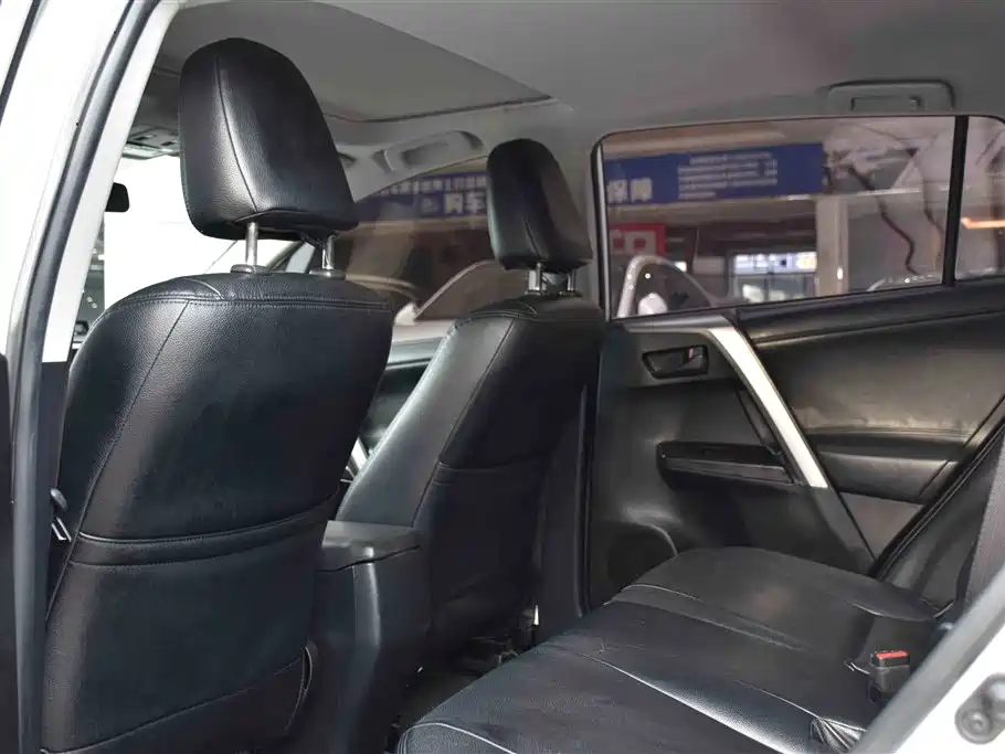 Toyota RAV4 Rongfang 2019 2.0L CVT 2WD Pioneer Edition China VI фото 11
