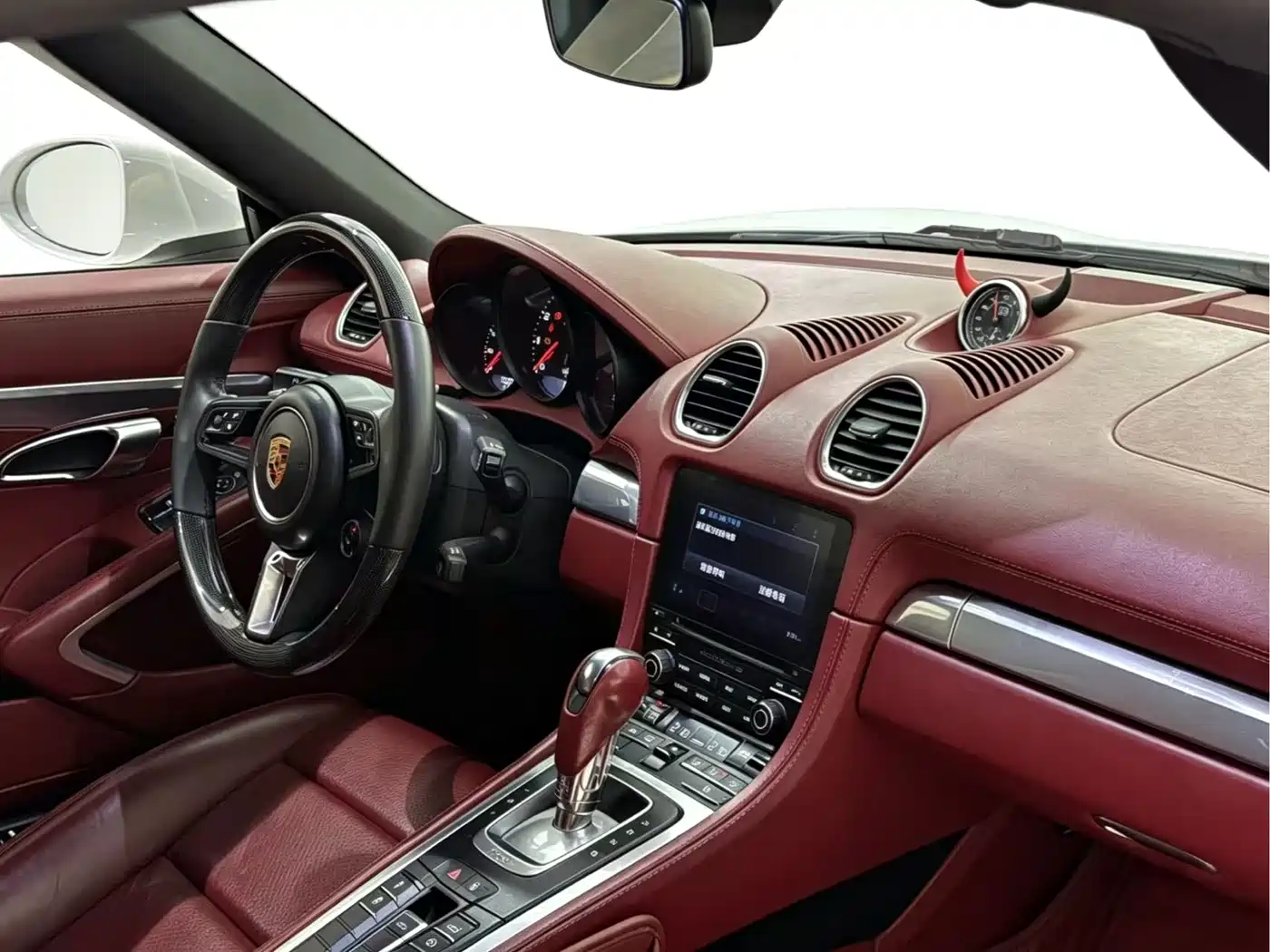 Porsche 718 2018 Boxster 2.0T фото 6