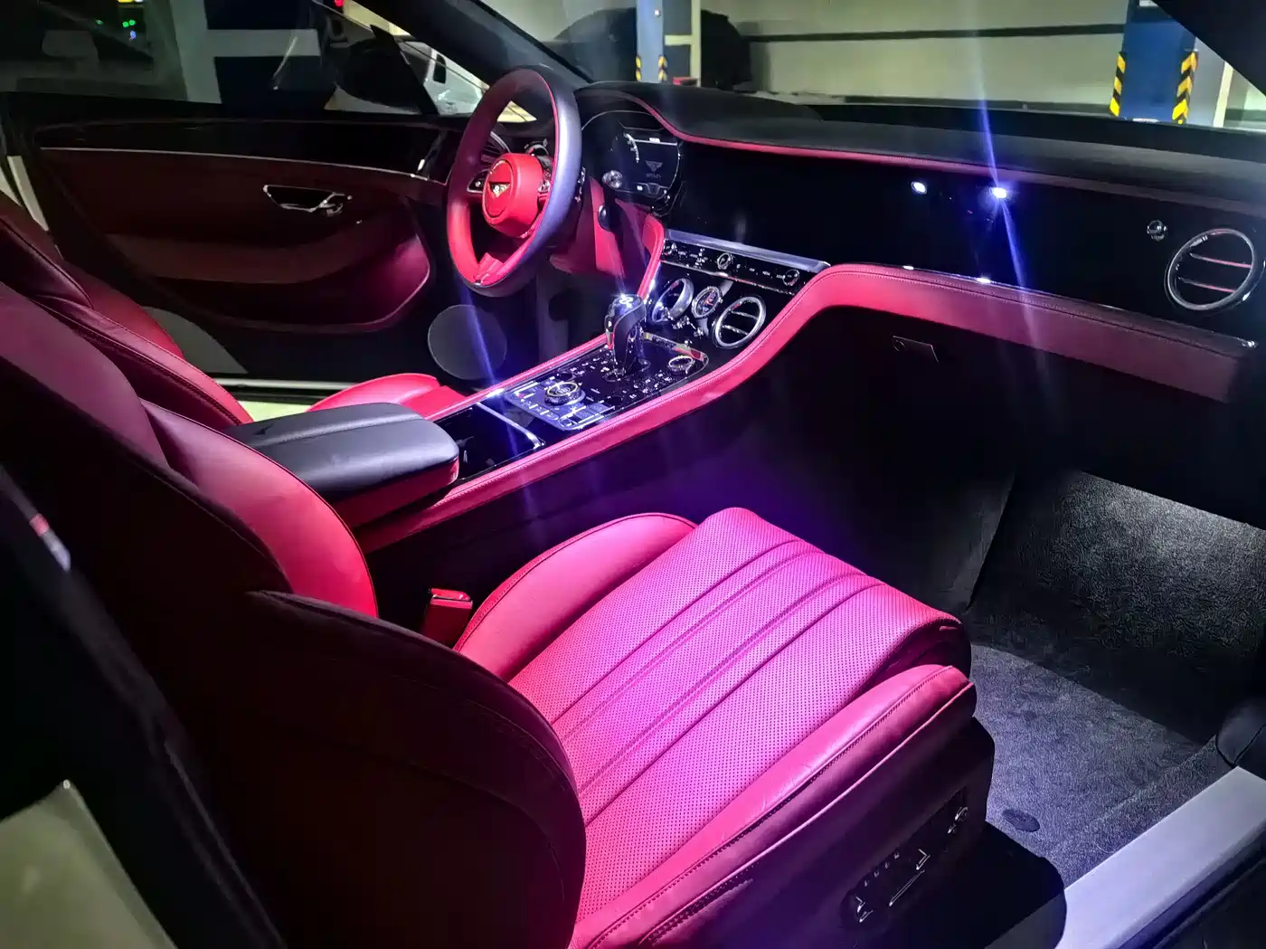 Bentley Continental 2024 2024 4.0T GT V8 Convertible