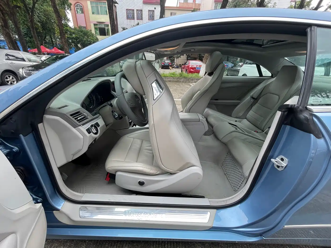 Mercedes-Benz E-Class (Import) 2011 E 260 CGI Coupe фото 18