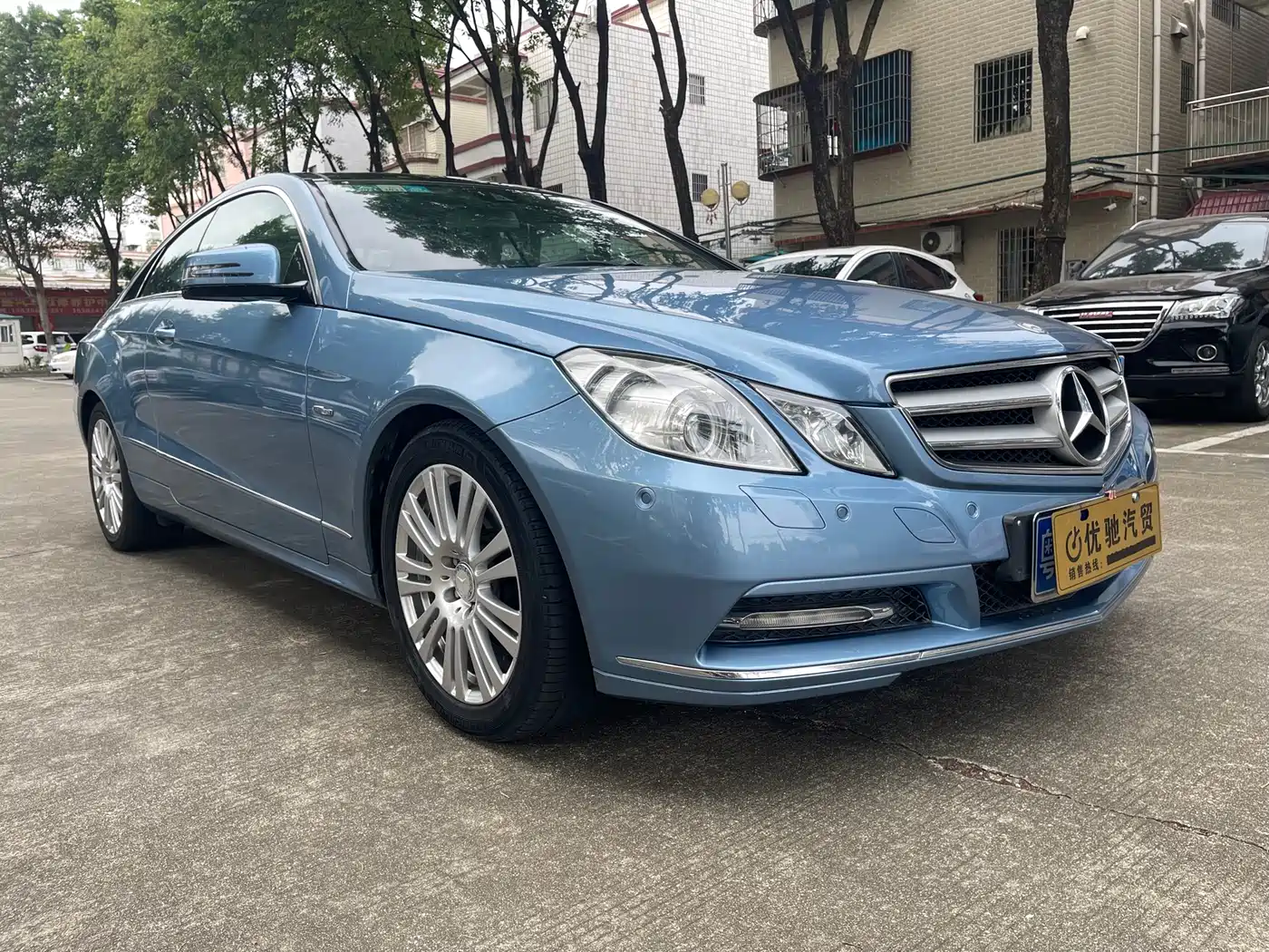 Mercedes-Benz E-Class (Import) 2011 E 260 CGI Coupe фото 3