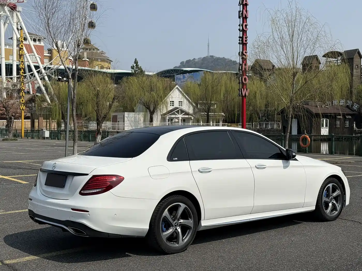Mercedes-Benz E-Class 2018 E 300 L Sport Fashion фото 6