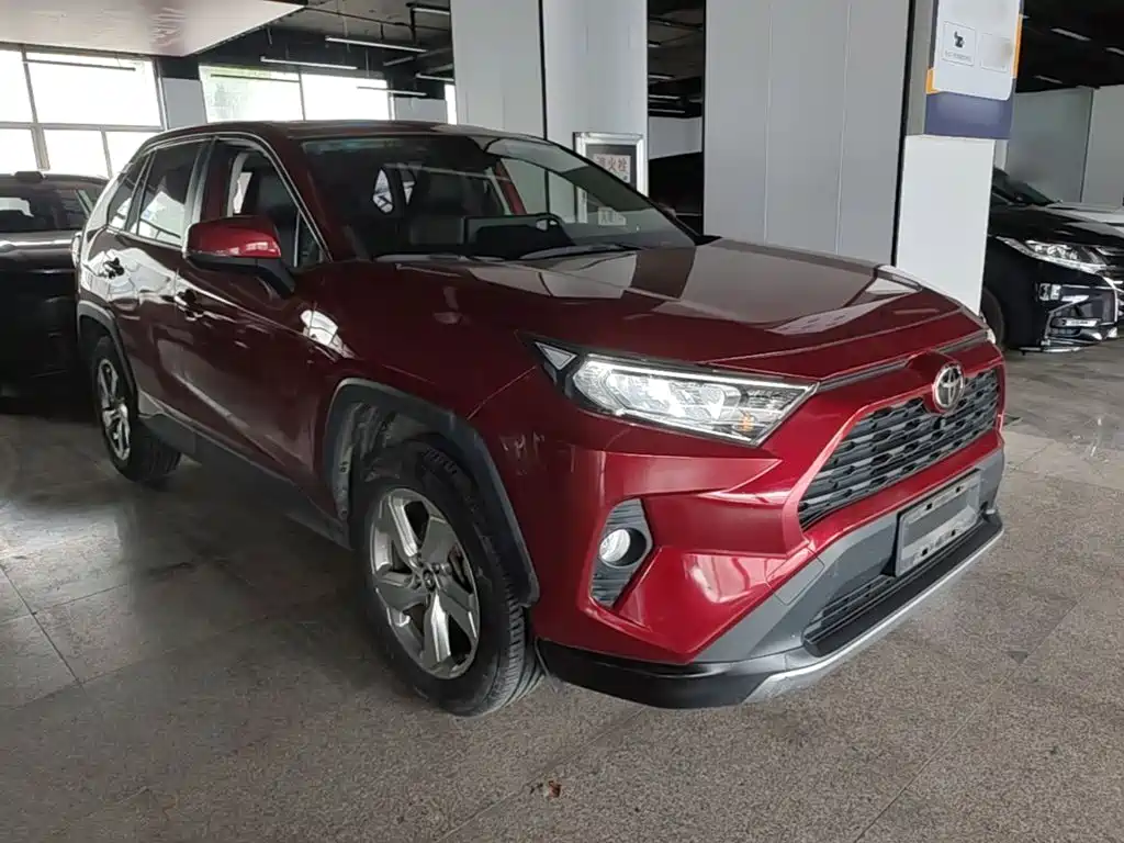 Photo 22 - Toyota RAV4 Rongfang