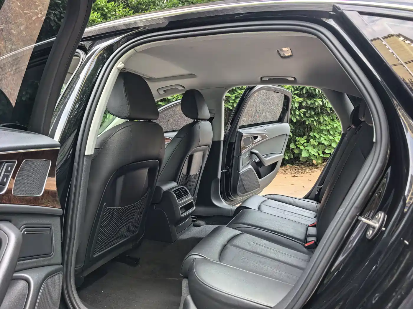 Фото 8 - Audi A6L